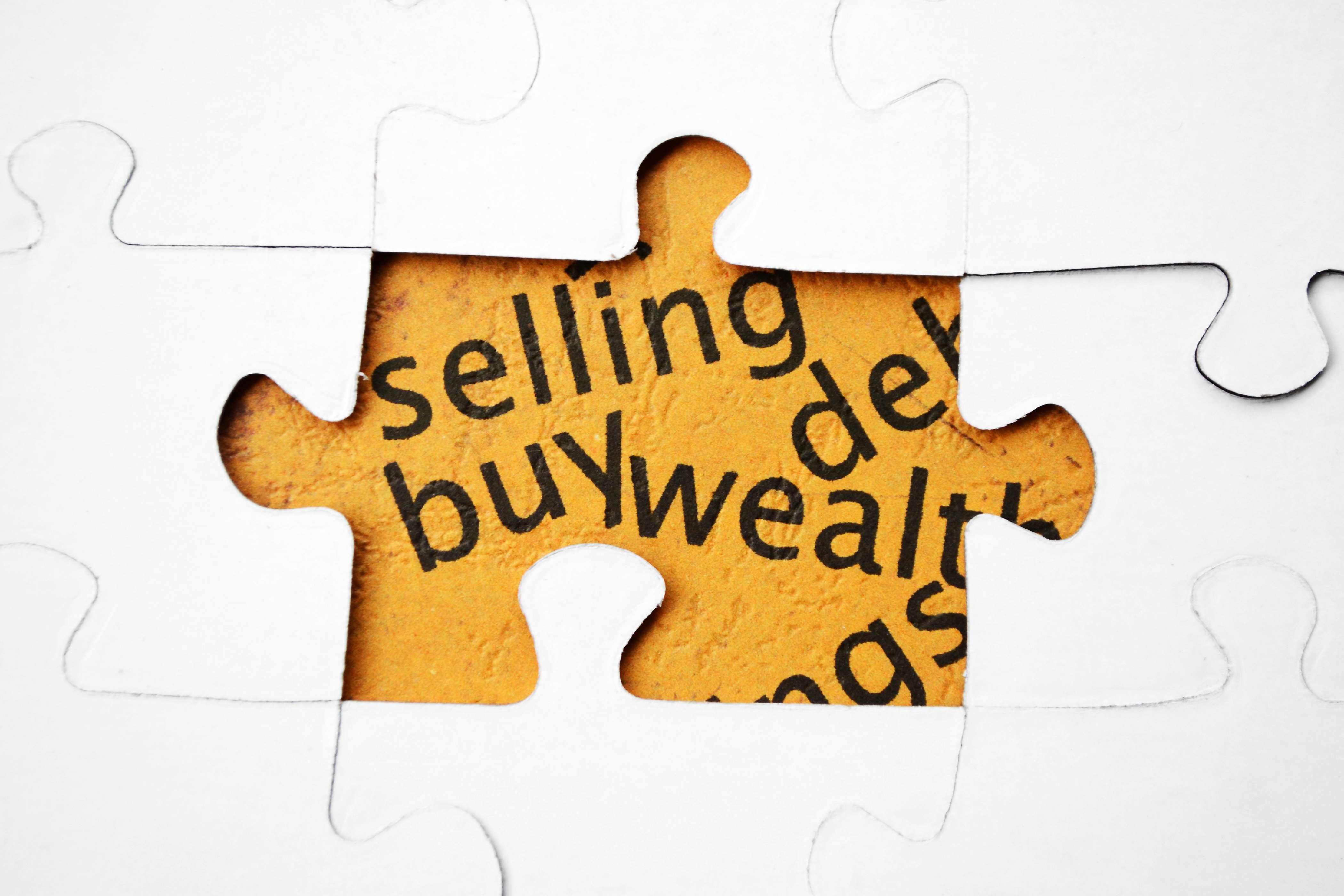 buy-selling-wealth_zJ6TIBDu